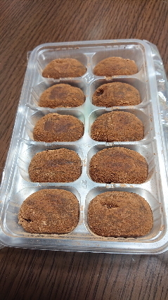 チョコもち Amazon | チロルチョコ チョコもち 180個 チョコ餅 チョコ もち